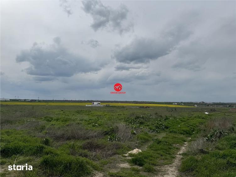 Teren de 2500 mp, în Boreal