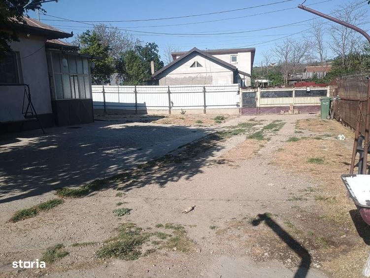 Casă cu 4 camere cu Teren 2476 Mp în Poșta Câlnău