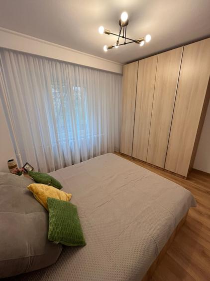 Apartament cu 3 camere decomandat, mobilat în Lujerului
