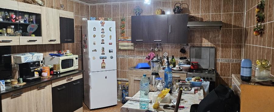 Casa de vanzare cu teren - 7