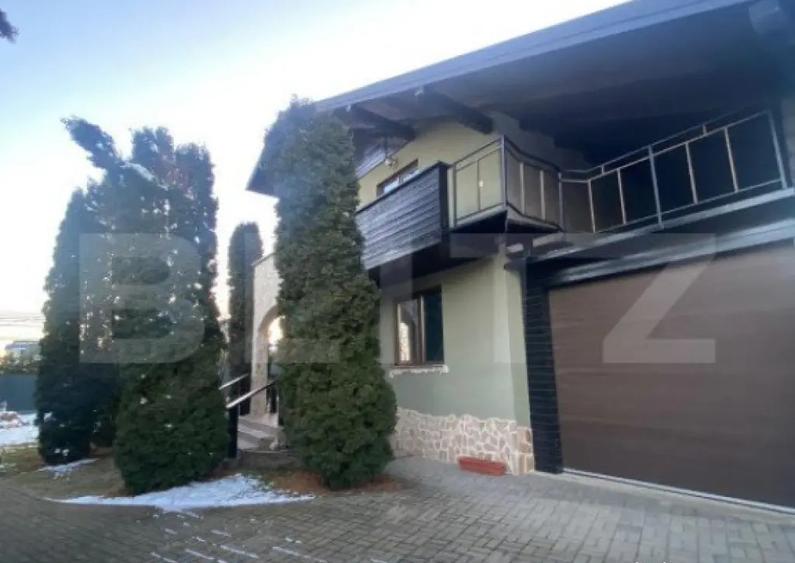 Casa de vanzare, cu 4 camere, 268 mp + teren 786 mp, zona-M - 12