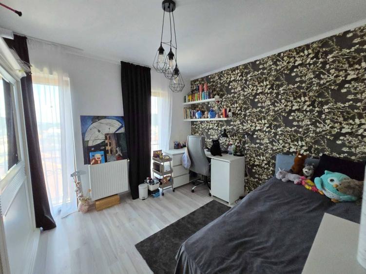Apartament nou cu 4 camere decomandate, confort sporit, 95mp, etaj 2, superfinisat, mobilat si utila - 1