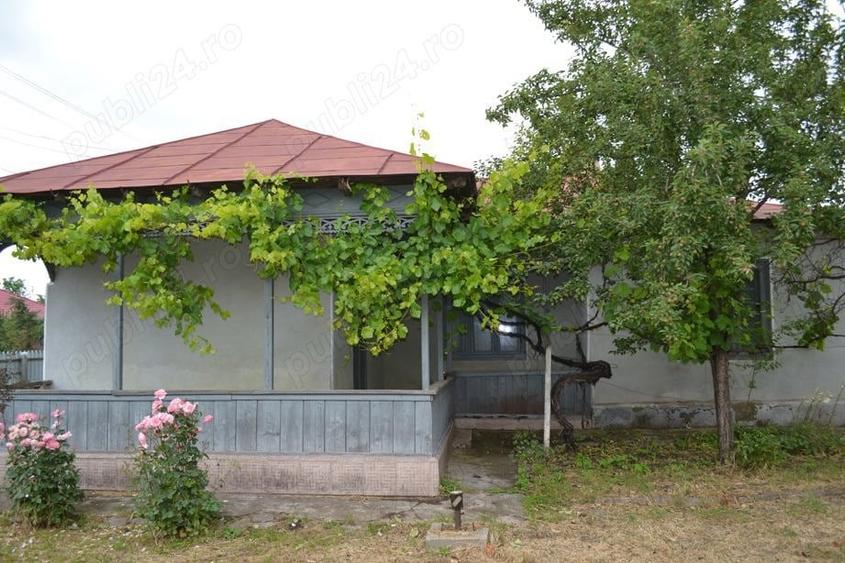 Casa Batraneasca De Vanzare in Surdila Greci, jud. Braila - 2