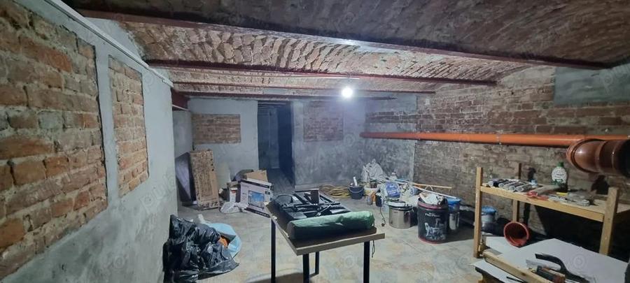 Inchiriez spatiu ultracentral Pitesti, 700 mp, vitrina mare stradala - 7