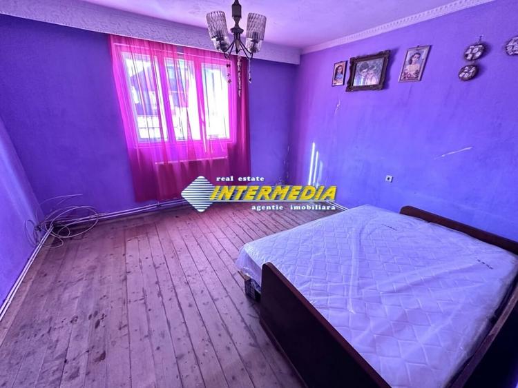Casa de vanzare I 733 mp teren I Alba Iulia I 3 camere I toate utilitatile I - 2