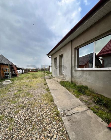 RECO Casa cu spatiu comercial in Biharia - 4