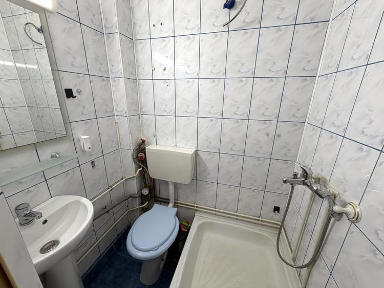 Bld 1 Decembrie 1918 - Str Postavarul - garsoniera - etaj 1/10 - bloc reabilitat - 5