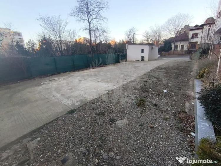 TEREN ULTRACENTRAL// PALATUL DE JUSTITIE PLOIESTI - 1