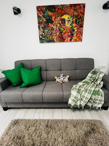 Garsonieră de lux, ultracentral, ultrafinisata în bloc solid, 2 lifturi - 4