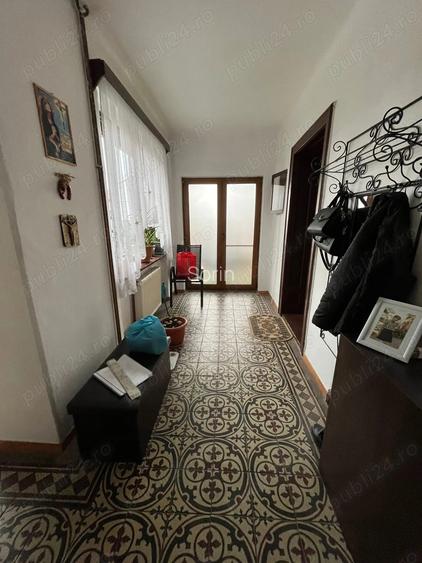 Vand casa S+P+1E+M, in Lugoj, zona Boc?ei Vand casa S+P+1E+M, in Lugoj, zona Boc?ei