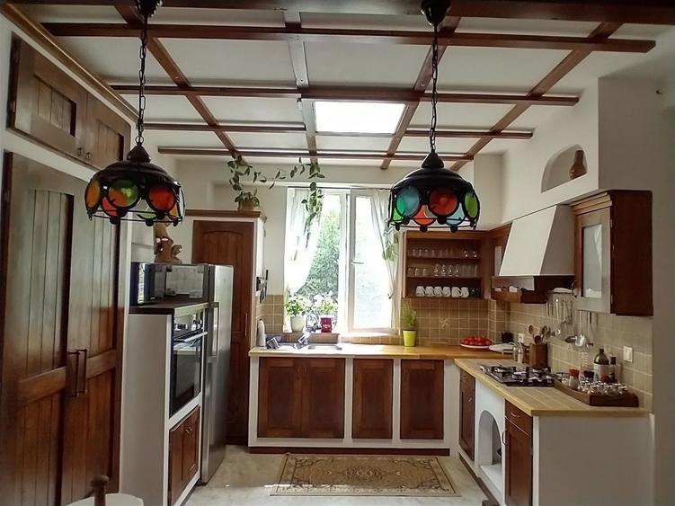 Apartament 3camere+curte+terasa din lemn - 6