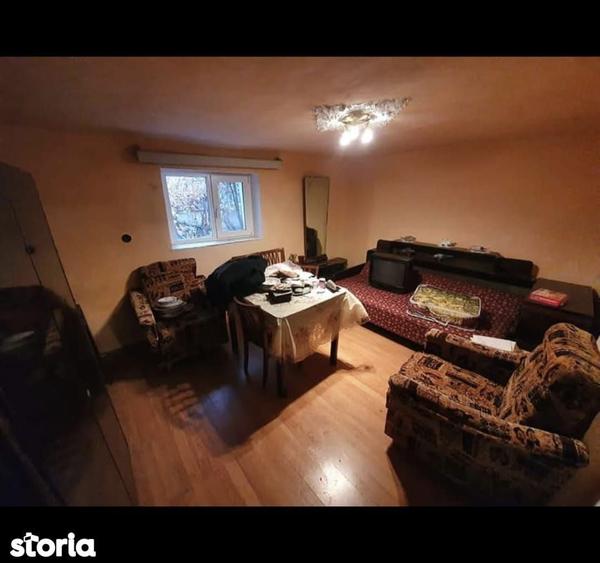 Casa in Les la asfalt si utilitati - 3