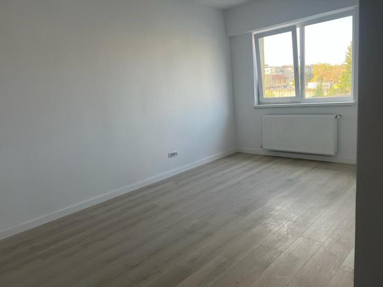 APARTAMENT CU 2 CAMERE DECOMANDAT, PASARELA OCTAV BANCILA - 11