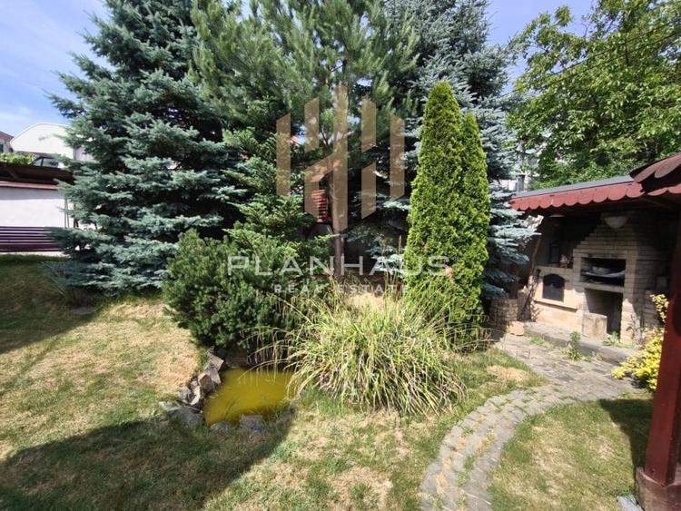 Proprietate cu 20 de camere și 11 ari de teren lângă Stadionul Baia Mare – - 3