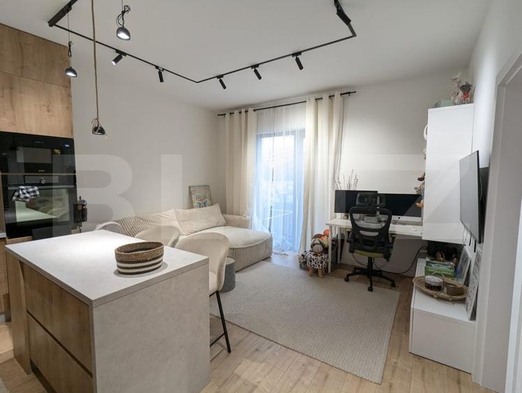Comision 0% Gruia – apartament 3 camere 70 mp impartit in 2, parcare - 1