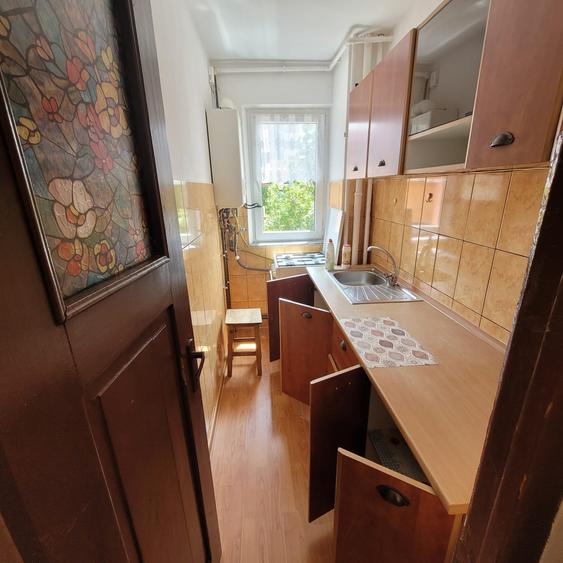 Inchiriez apartament cu 2 camere, cartier Florilor, Str. Lalelelor - 1