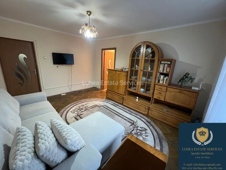 Reșița, Central - Apartament cu 2 camere, 66 mp utili