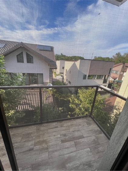 Apartament cu 2 camere decomandat în Ghencea