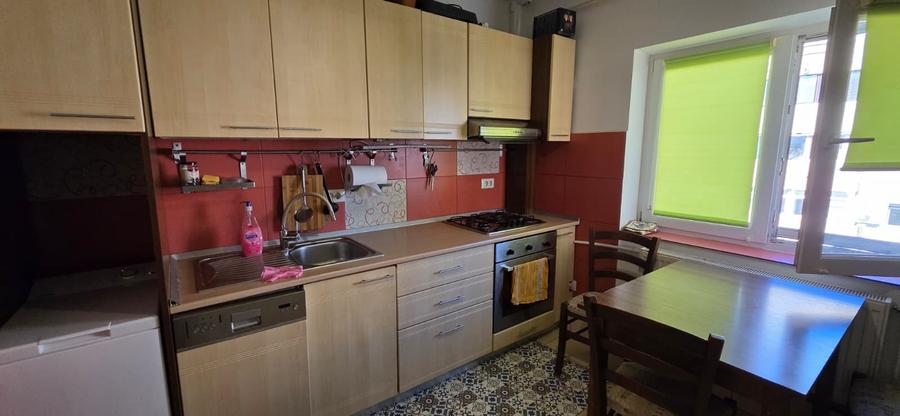 Stefan cel Mare 3 camere decomandat Mobilat - 2