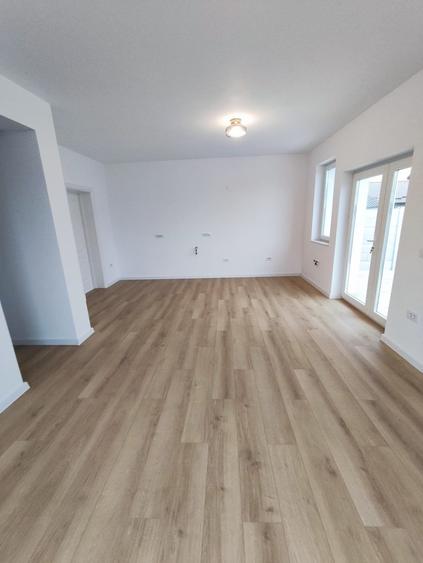 FARA COMISIOANE casa eleganta 3 camere 2 bai PARTER+pod camera tehnica terasa - 31