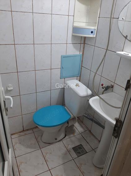 Inchiriez garsoniera