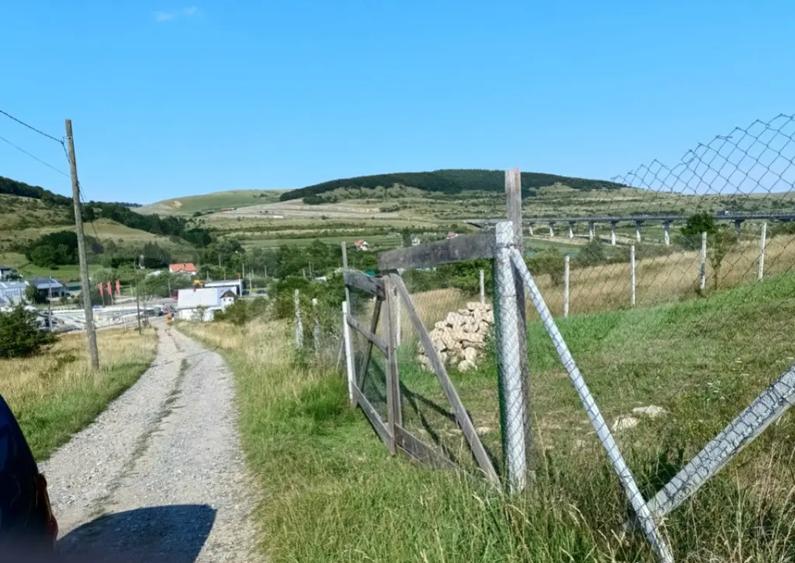 De vanzare teren extravilan, 1000 mp - Valcele - 3