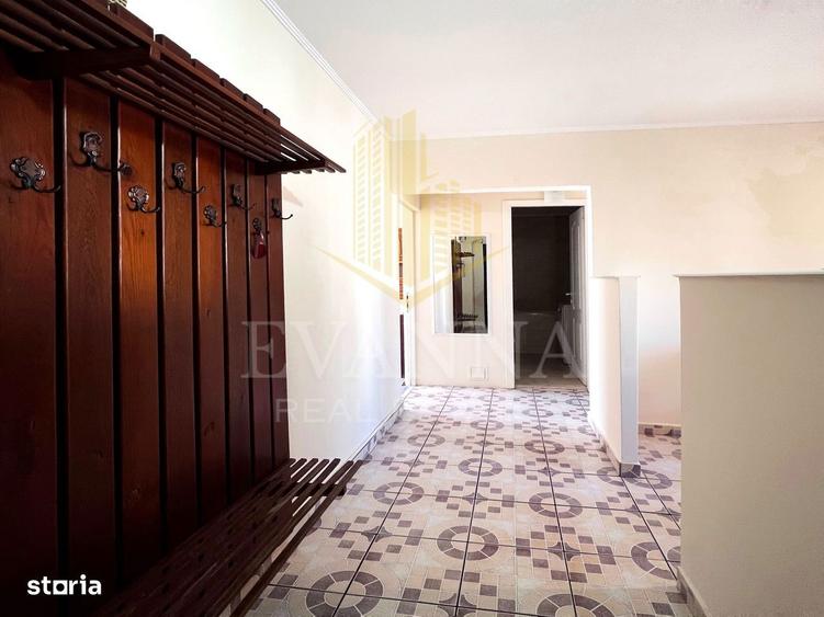 2 camere de inchiriat, decomandat, etaj intermediar - Str. Macului - 4