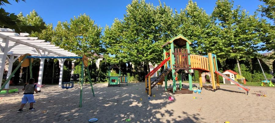 CORBEANCA PARK - Teren 708 mp + Aut Constr, Vila individuala - 6 camere, P+1+M - 7