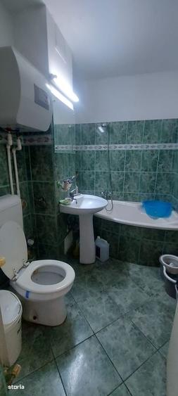 Apartament cu 4 camere decomandat în Inel II