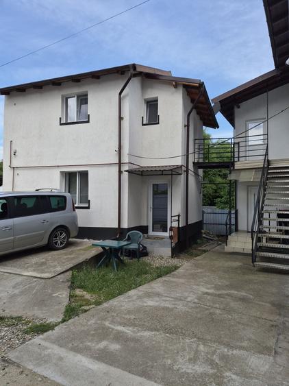 Vila compartimentata in 10 locatii ptr inchiriat, renovata 2025 - 2026, totul ca nou! - 1