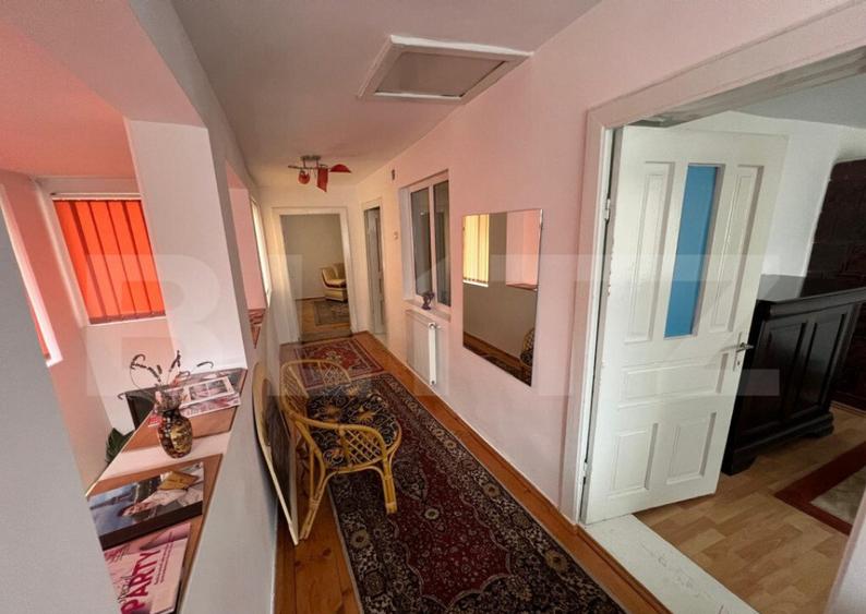 Casa, 4 camere, 400mp, zona Parc - 9