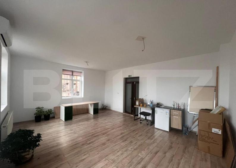 Spatiu birou 44 mp, zona Garii - 2