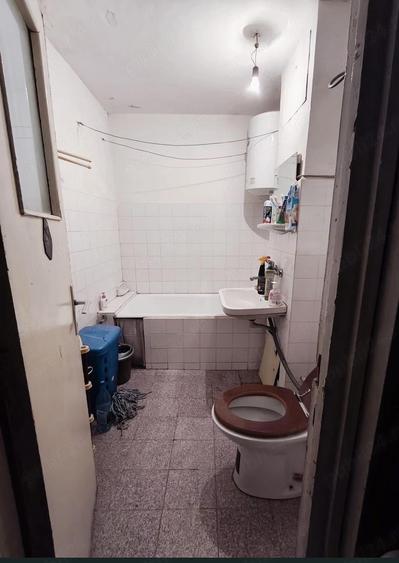 Vand urgent apartament 2 camere, nerenovat, zona steaua - 3