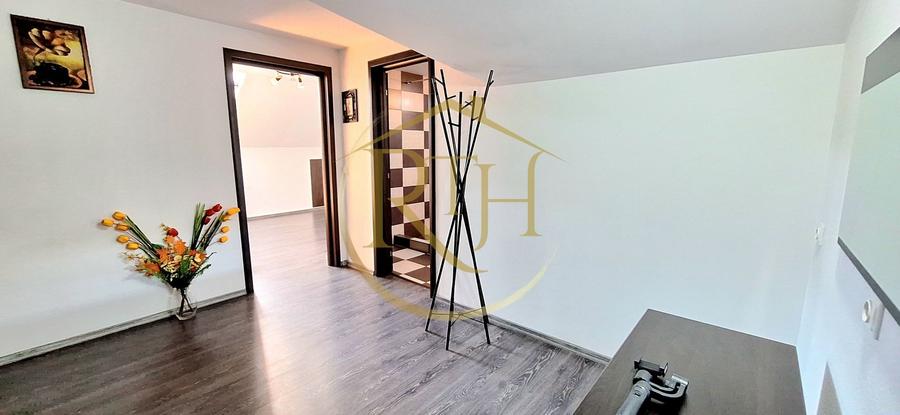 Apartament cu 2 camere semidecomandat, mobilat în Iosefin