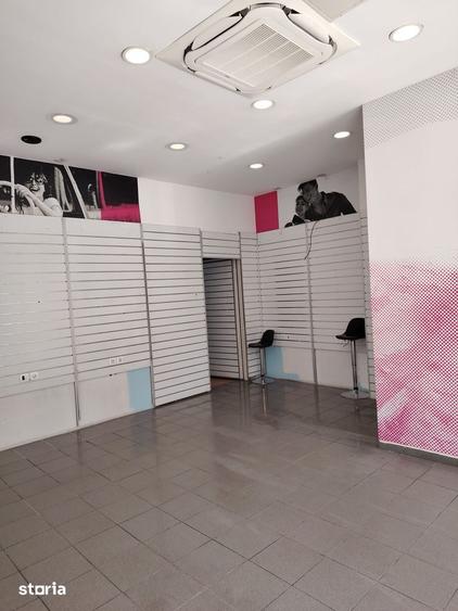 Spa?iu comercial ultracentral de inchiriat in Campina, Prahova - 3