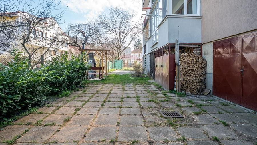 De vanzare apartament 4 camere in Grigorescu, imobil mic 3 apartamente - 14