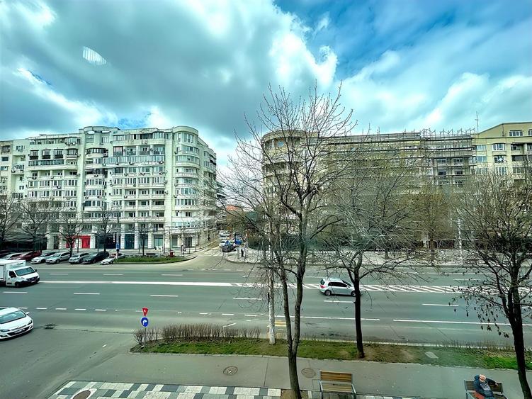 Decebal | 3 camere 97 mp utili | Centrală proprie | Etaj 2/8 - 9