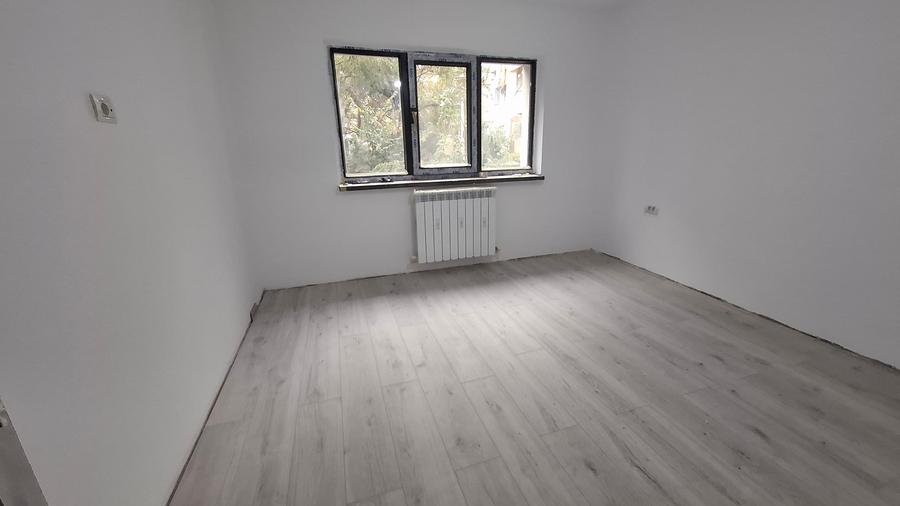 Dacia - ap 3 cam , parter/4 , dec, Suprafata 68,1 mp - 2