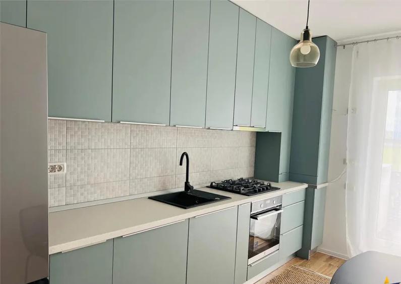 Decomandata,bloc nou,terasa,loc parcare, aria Coresi,Tractor - 12