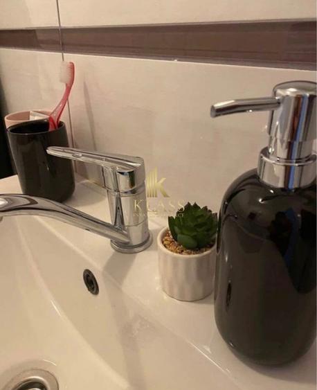 Garsoniera moderna, la cheie, bloc nou, centrala, metrou 1 Decembrie - 6