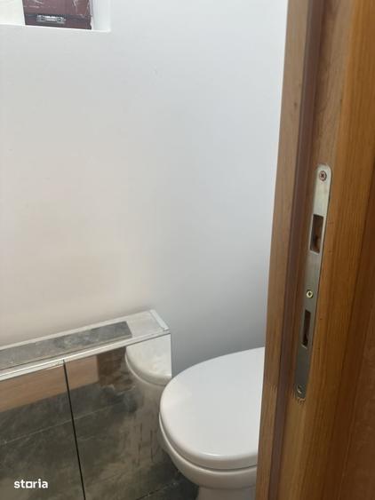 Casă cu 3 camere în Central
