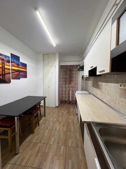 Apartament cu 2 camere decomandat în Siderurgiștilor