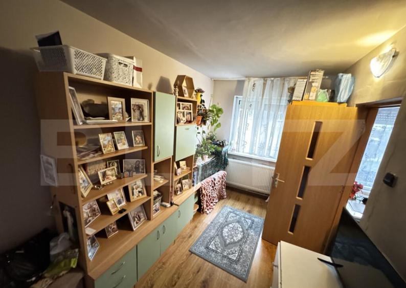 Apartament de vanzare, 2 camere, zona Micro14 - 1