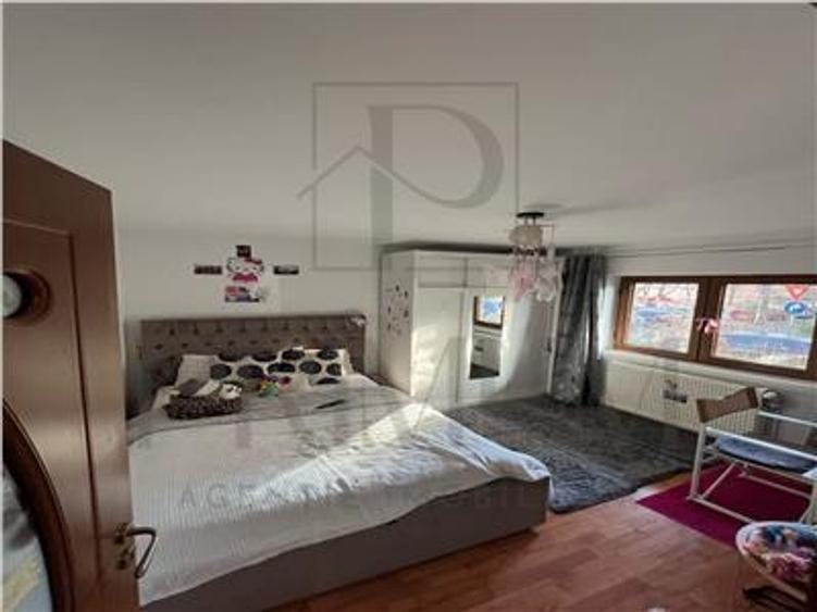 MIRCEA CEL BATRAN - 3 Camere - 2 bai - PARTER INALT - Centrala termica - 2