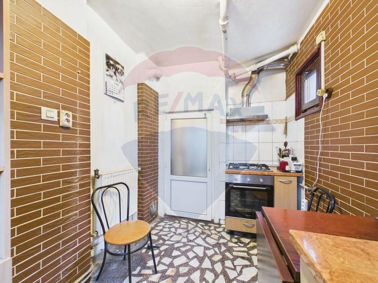 Casă cu 4 camere de vânzare în Bucurestii Noi | 15 min Metrou - 24