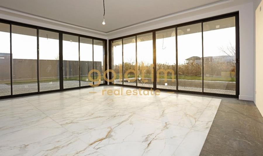 VILA SPECTACULOASA/PISCINA EXTERIOARA/VIEW PANORAMIC - 8