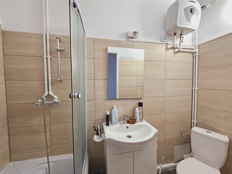 Garsoniera La Cheie zona Port - 9