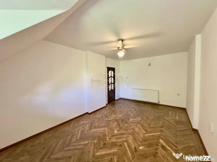 Apartament cu 3 camere decomandat în Capitale