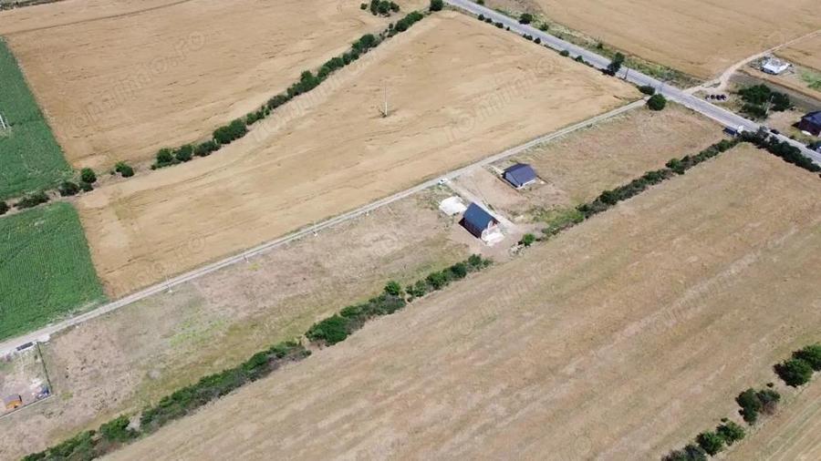 Lot Intravilan In Rate Com. Berceni | utilitati: curent/gaz | #MG4EBF - 1