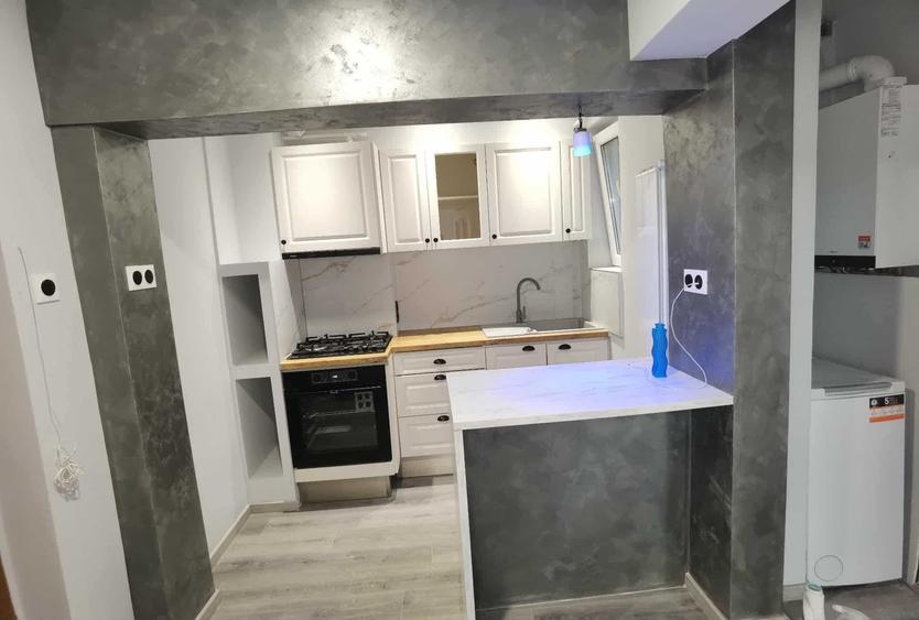Apartament cu 2 camere decomandat în Exterior Vest